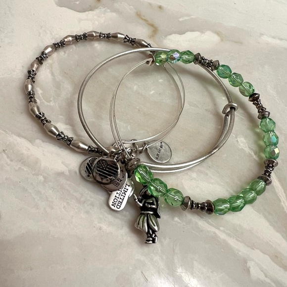 Alex and Ani hula Hawaii bracelet set - Picture 4 of 4